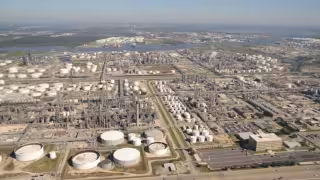 Reportan derrame en la refinería de Pemex en Deer Park, Estados Unidos