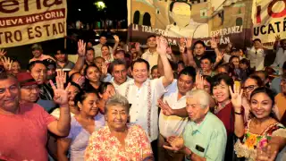 Los convocó a estar unidos y organizados para defender la Cuarta Transformación en Yucatán
