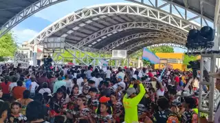Claudia Sheinbaum tuvo dos actos asambleístas, el primero en el Polideportivo Chechén