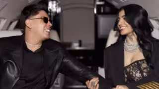 Karely Ruiz revela la verdad tras la historia del “fan” que se tatuó su cara