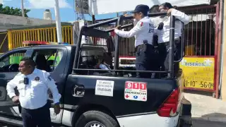 Los cobratarios fueron asegurados por la policía que los acorralo y no tuvieron por donde huir