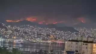 Debido a que la contaminación causada por los incendios forestales la SEG ordenó suspender labores en las escuelas de educación preescolar y primaria en Chilpancingo y Acapulco