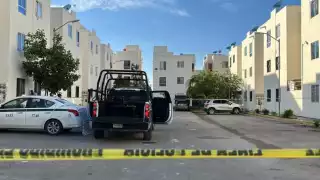 Policías de Cancún acordonaron la zona