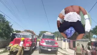 Bomberos sofocaron las llamas de una bodega en Umán