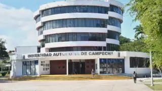 Exrector de la UACAM debe afrontar consecuencias de sus actos; Supauac respalda a nueva rectora