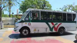 La revisión de taxis y microbuses es de carácter obligatorio