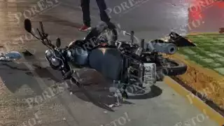 Choque entre motociclistas deja dos lesionados en la colonia Renovación en Ciudad del Carmen