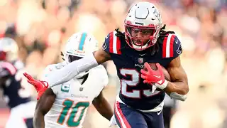 Registró 109 tacleadas durante los 17 juegos de la temporada 2023