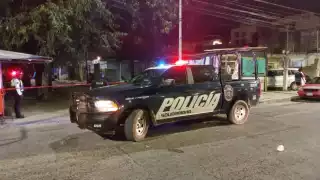 El hombre fue trasladado de emergencia al hospital, ya que su vida corría peligro
