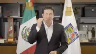 Samuel García informó que se quedará en el cargo de Gobernador de Nuevo León.