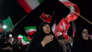 Irán reporta 50 muertos y más de 500 heridos por ataques de Estados Unidos; continúan los bombardeos en el sur del país