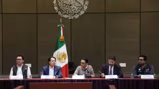 Gobierno y CNTE retoman mesa de diálogo sobre pensiones y relación laboral, informa Mario Delgado