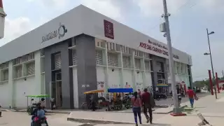 Uno de los delincuentes fue alcanzado metros adelante por uno de los testigos