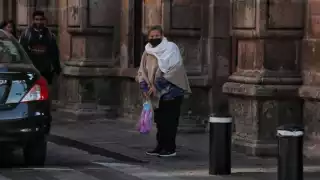 Las autoridades piden a la ciudadanía, en la CDMX, tomar precauciones por las bajas temperaturas