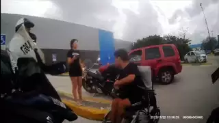 Los agentes decían que no se podía cancelar la infracción