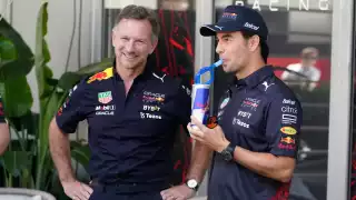 Horner y Checo en Red Bull. Foto: Especial