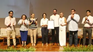 Historiador de Yucatán recibe primer reconocimiento al Mérito Turístico 2023