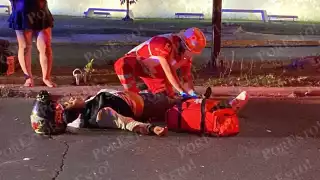 Paramédicos de la Cruz Roja Mexicana auxiliaron a los lesionados