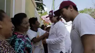 Muchos de los habitantes preguntaron por la salud del candidato