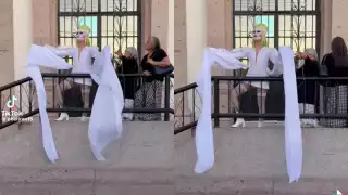 Dos mujeres comenzaron a rezar alrededor de la drag