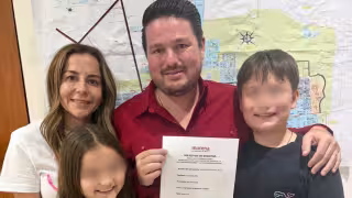 Farid Rentería se registra por coordinación municipal de Morena en Playa del Carmen rumbo a 2027