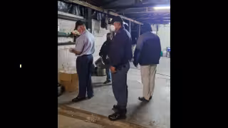 Detienen a dos mexicanos en laboratorio de metanfetamina en Sudáfrica; aseguran droga y equipo por 633 millones de pesos