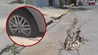 Fue necesario el apoyo de una grúa para retirar el vehiculo