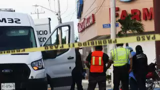 El cuerpo quedó tirado al lado de su moto
