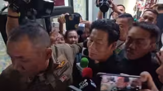 Exdiputado dispara contra funcionario en Tailandia; ataque reaviva debate por control de armas