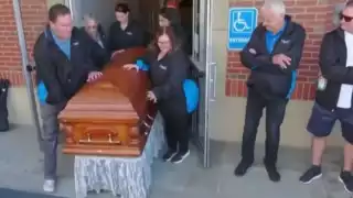 La momia tuvo un funeral después de más de un siglo. Foto: Especial