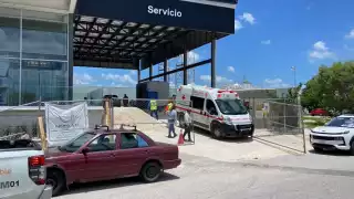 Sus compañeros llamaron al número de emergencia al no poder hacer nada para ayudarlo