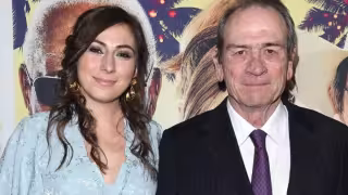 ¿De qué murió la hija de Tommy Lee Jones? Comparten detalles del reporte forense