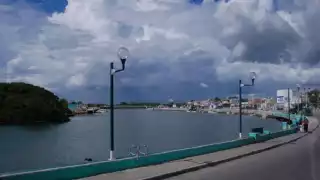 Unos lancheros atraparon al hombre y lo entregaron a las autoridades