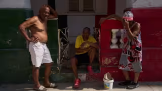 Rusia ofrece ayuda a Cuba ante crisis energética y lanza mensaje contra bloqueo de Estados Unidos