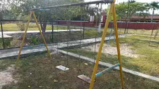 Los vecinos dicen que no le han vuelto a ver la cara para hacerle mención de la situación que atraviesa el pequeño parque