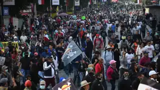Segunda marcha de la Generación Z en CDMX: baja convocatoria y fuerte operativo por desfile del 20 de noviembre