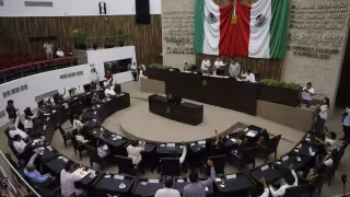 Congreso de Yucatán aprueba plan de 15 acciones para modernizar la red eléctrica y atender fallas de la CFE