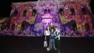 Mauricio Vila visitó el parque en compañía de sus tres hijos