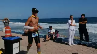 Roberto Meier se corona como campeón del Ultramaratón Non Stop 24 horas en Isla Mujeres
