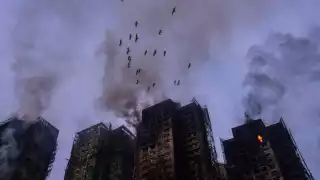 Tragedia en Hong Kong: más de 65 muertos y 250 desaparecidos tras devastador incendio en complejo residencial