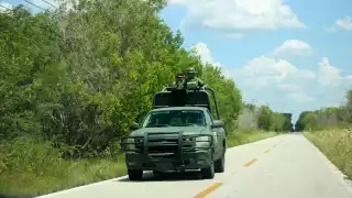 Uniformados llegaron a bordo de ocho camionetas, patrullas, dos unidades de bomberos
