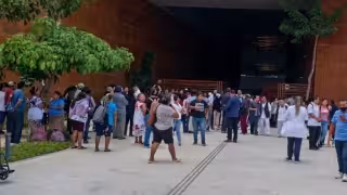 Reportan evacuación de pacientes y personal del Hospital O'Horán de Mérida