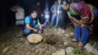 Un Chultún es un compartimiento subterráneo usado para almacenar agua, maíz u otros alimentos