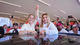 Claudia Sheinbaum y Claudia Delgadillo en Jalisco