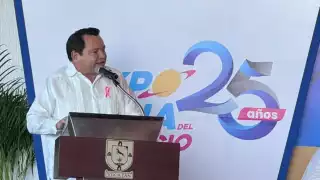 Joaquín Díaz Mena inaugura la Expo Comercio 2025 en el Centro de Convenciones Siglo XXI en Mérida