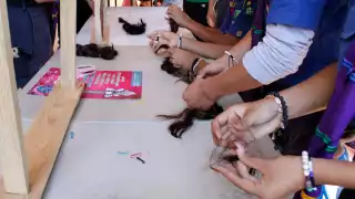 Se han sumado 12 donadores y alrededor de 20 personas que aprendieron a hacer estas prótesis capilares