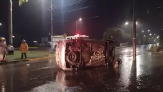 A pesar del aparatoso accidente registrado en Felipe Carrillo Puerto, no hubo personas lesionadas