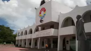 Sigue la incertidumbre por el abanderado de Morena.