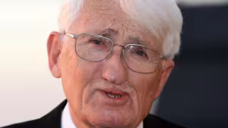 Muere Jürgen Habermas a los 96 años, el filósofo que transformó el debate sobre democracia y comunicación