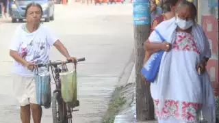 Con el pasar de los años las personas han dejado de usar el traje típico que los caracteriza